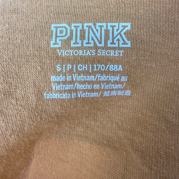 PINK Victoria’s Secret Lounge T-shirt - Picture 3 of 4
